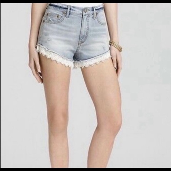 FREE PEOPLE Lacey denim cutoff shorts lace trim SHORTS SIZE 27 Vacation Beach - Picture 8 of 8